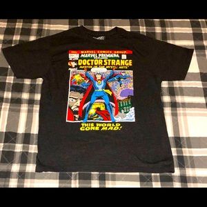 Gray Mens shirtsleeve tee with dr strange marvel graphic.
